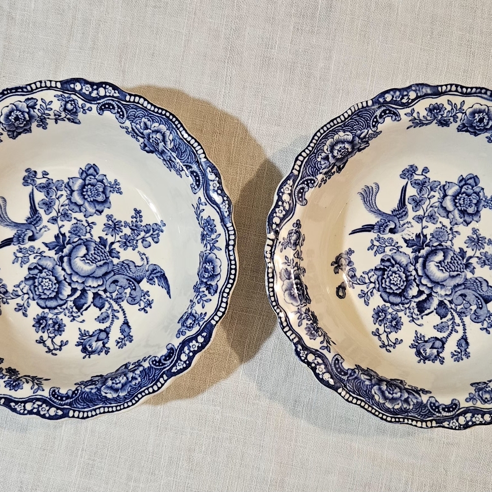 Crown Vintage Blue and White Decorative Bowls